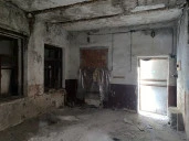 Нежилое здание площадью 27,8 кв. м, расположенное на земельном участке площадью 40 кв. м на 5-й Красноармейской улице